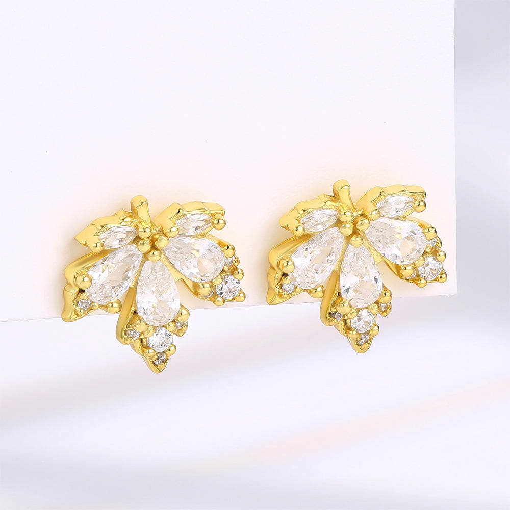 Cercei din Aliaj Placat cu Aur ( 10 grame ) cu Cristal Alb Emporia®