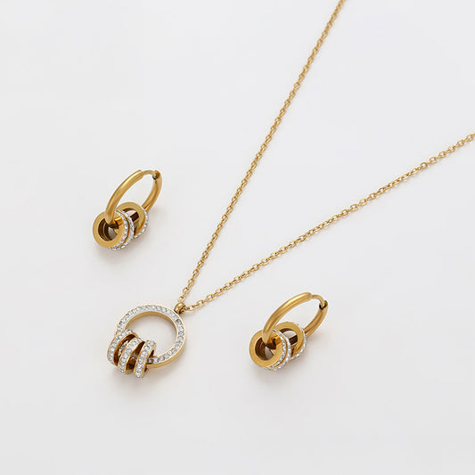 Set din Aliaj Placat cu Aur cu Cristal Alb Emporia® ( Colier+Cercei+Pandantiv )