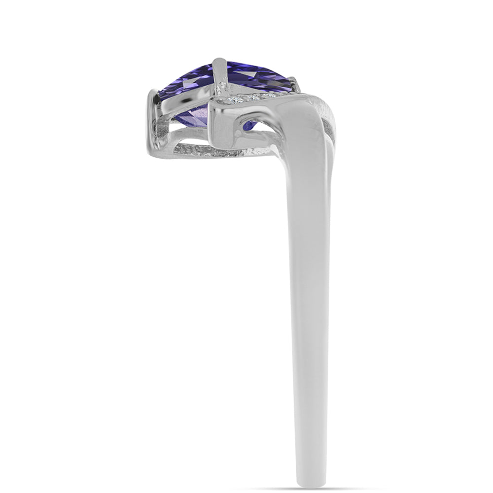 Inel din Argint 925 ( 2.64 grame ) cu Iolit și Topaz Alb 1.26 Carate