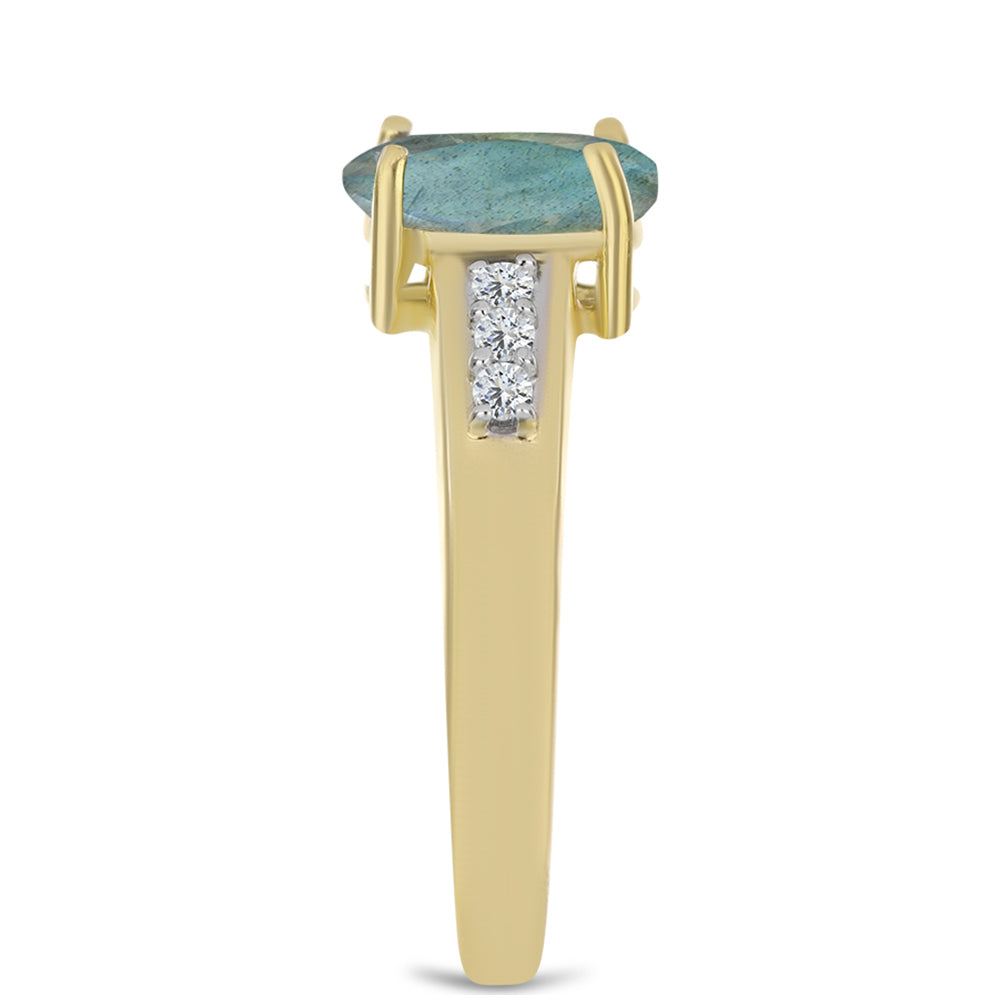 Inel din Argint 925 Placat cu Aur ( 2.24 grame ) cu Labradorit și Topaz Alb 1.38 Carate