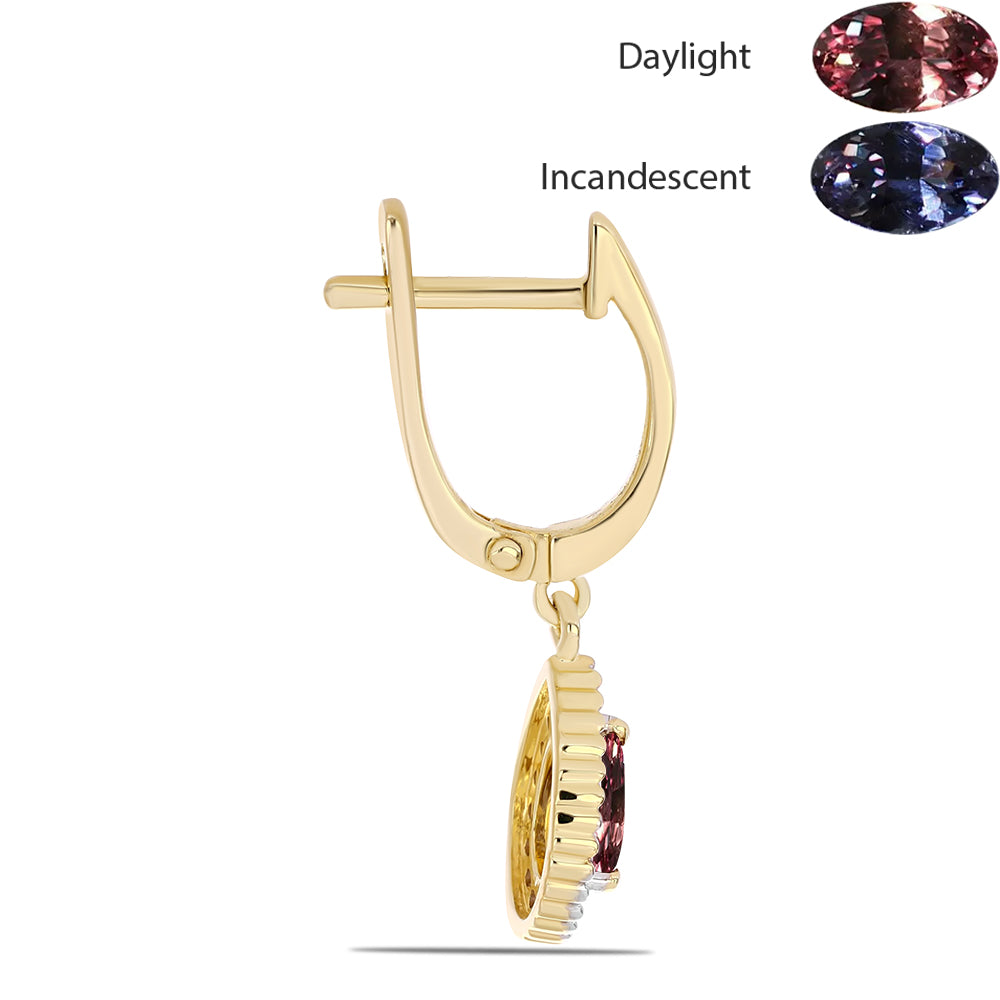 Cercei din Argint 925 Placat cu Aur ( 3.53 grame ) cu Granat Tsivory care își schimbă culoarea și Topaz Alb 1.33 Carate