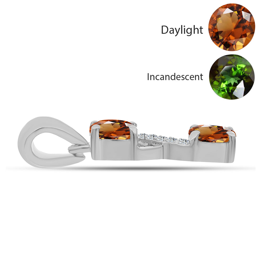 Pandantiv din Argint 925 ( 1.14 grame ) cu Zultanit Anatolian Certificat cultivat în laborator și Topaz Alb 1.16 Carate