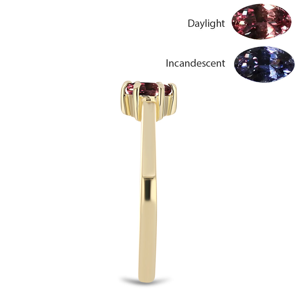 Inel din Argint 925 Placat cu Aur ( 2.15 grame ) cu Granat Tsivory care își schimbă culoarea 0.62 Carate