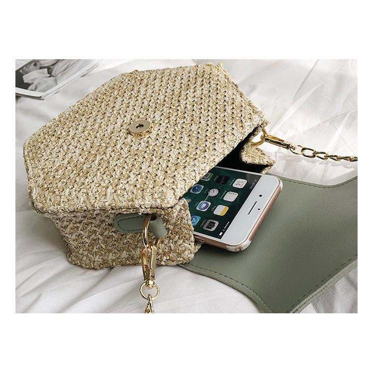 Geantă Frumoasă de Răchită cu Lanț de culoare Aurie, Albă - Galeria de Bijuterii