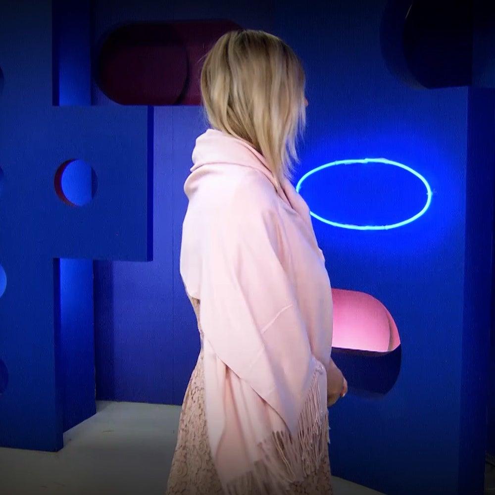 Eșarfă-Șal 100% Cașmir Pashmina Autentic , 70 cm x 180 cm, Culoare Somon Pal - Galeria de Bijuterii