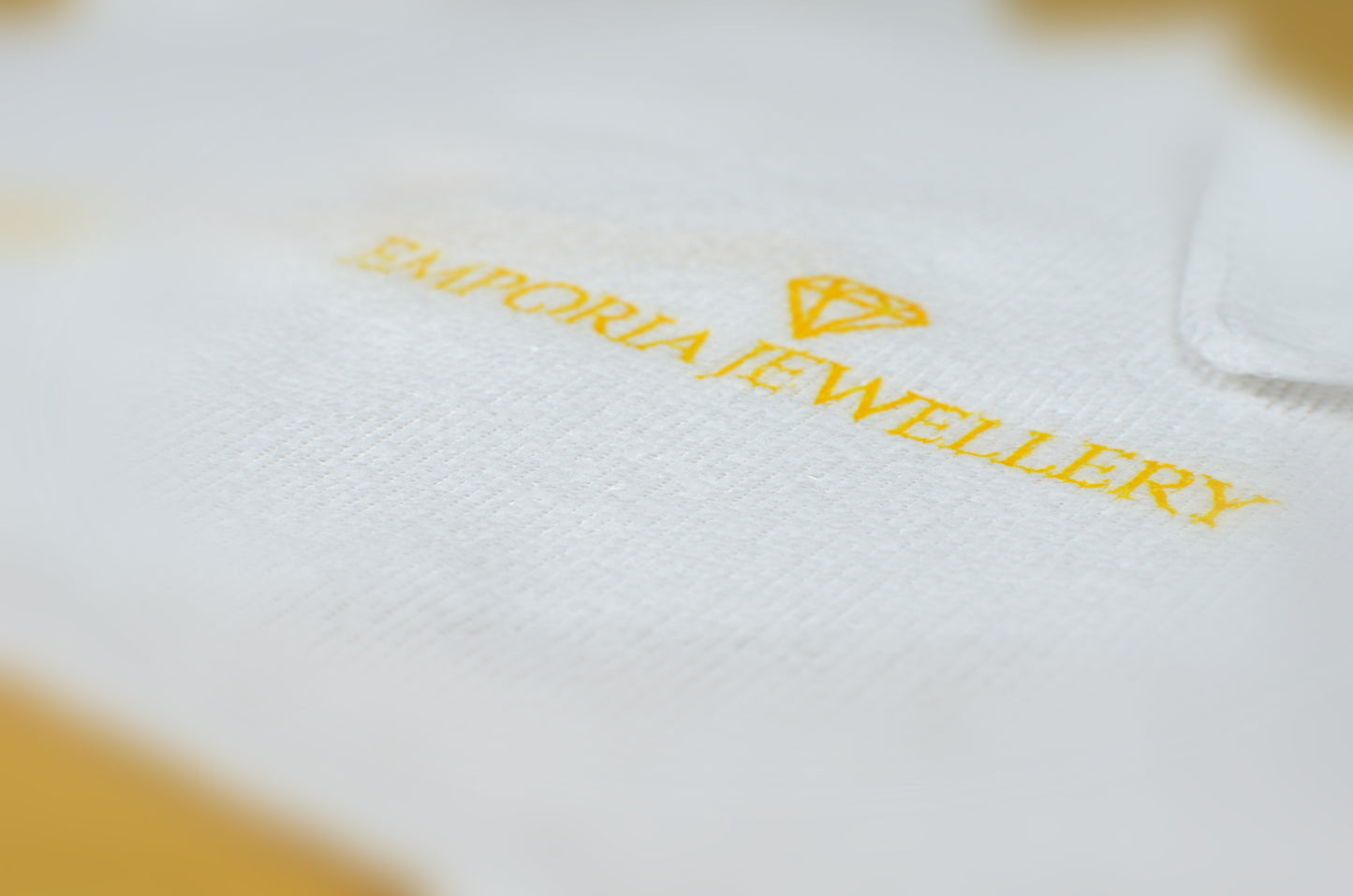 Cremă de curățare, lustruire și îndepărtare a zgârieturilor pentru bijuterii și ceasuri, CADOU 3 Lavete