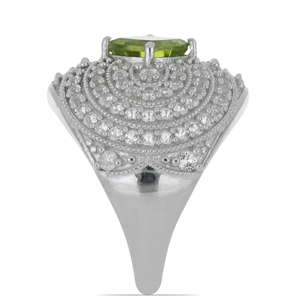 Inel din Argint 925 ( 7.31 grame ) cu Peridot Changbai și Topaz Alb 3.5 Carate