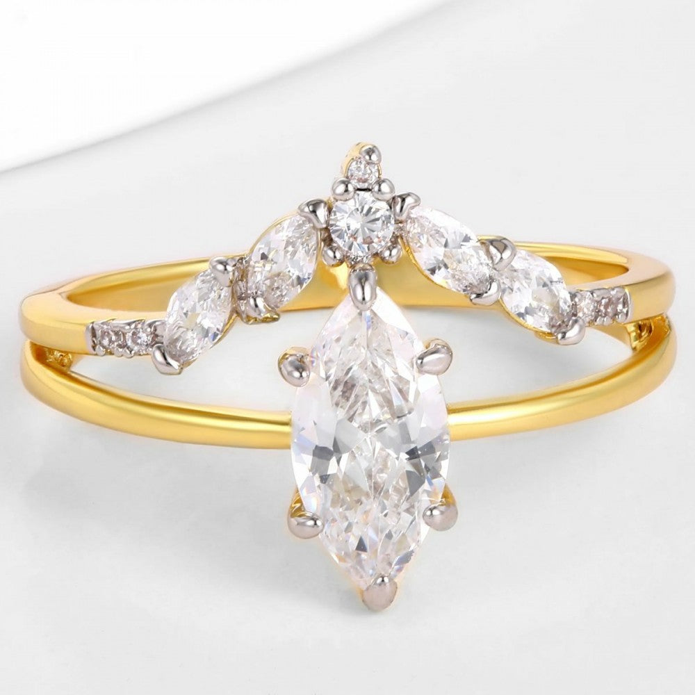 Inel din Aliaj Placat cu Aur cu Cristal Alb Emporia® 1 