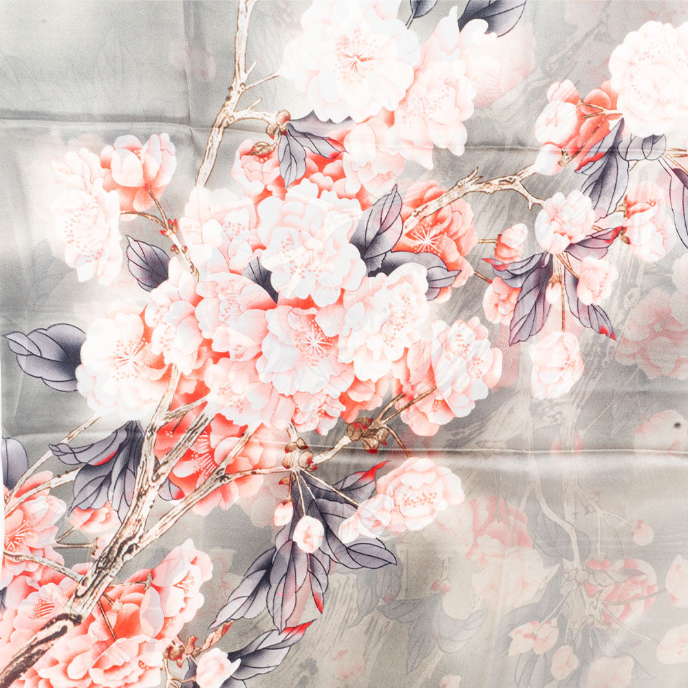 Eșarfă „Vălul Florilor”, 85 x 180 cm, gri, 100% mătase vegană 2 