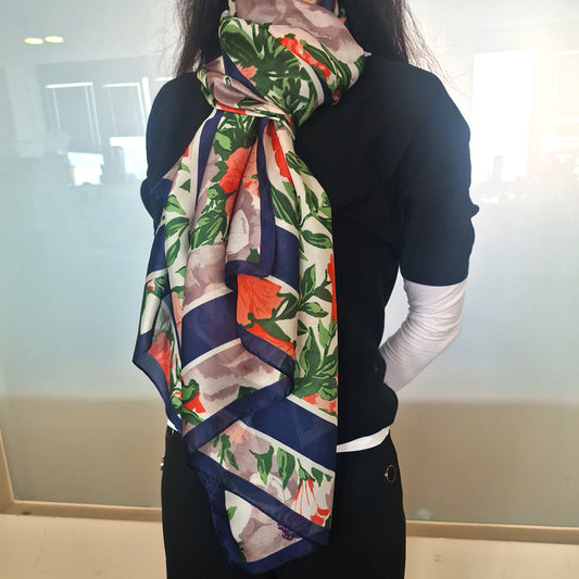 Eșarfă cu model ”Orhidee”, Albastră, 85 cm x 180 cm, 100% Mătase Vegană