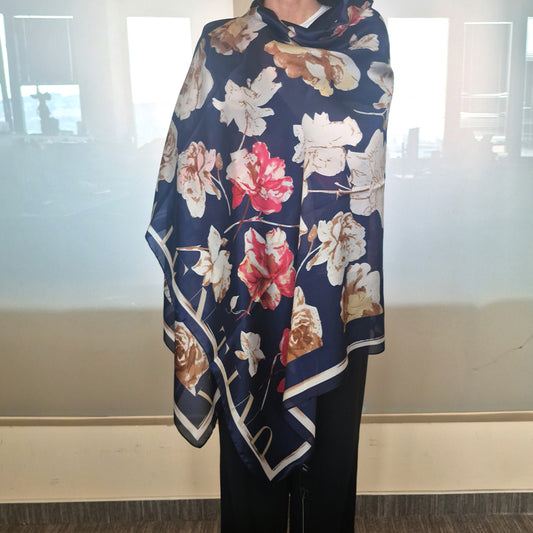 Eșarfă cu model ”Floral și inscripții”, Albastră, 85 cm x 180 cm, 100% Mătase Vegană