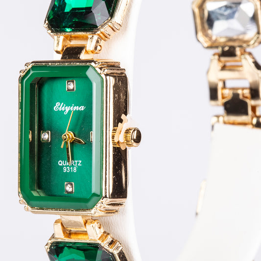 Ceas din Aliaj Placat cu Aur ( 200 grame ) cu Cristal Verde Emporia®