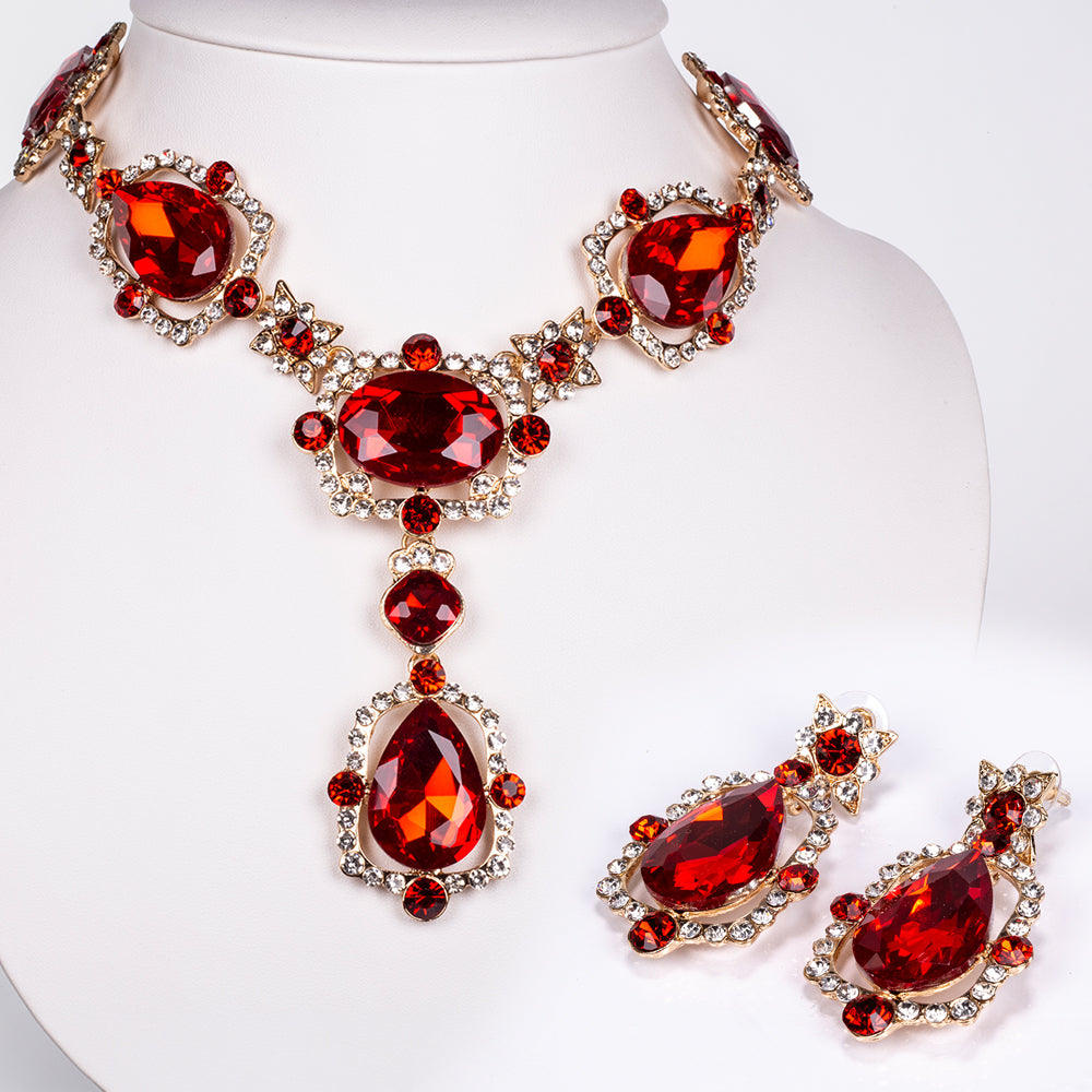 Set din Aliaj Placat cu Aur ( 147.2 grame ) cu Cristal Roșu Emporia® și Cristal Alb Emporia® ( Colier+Cercei )