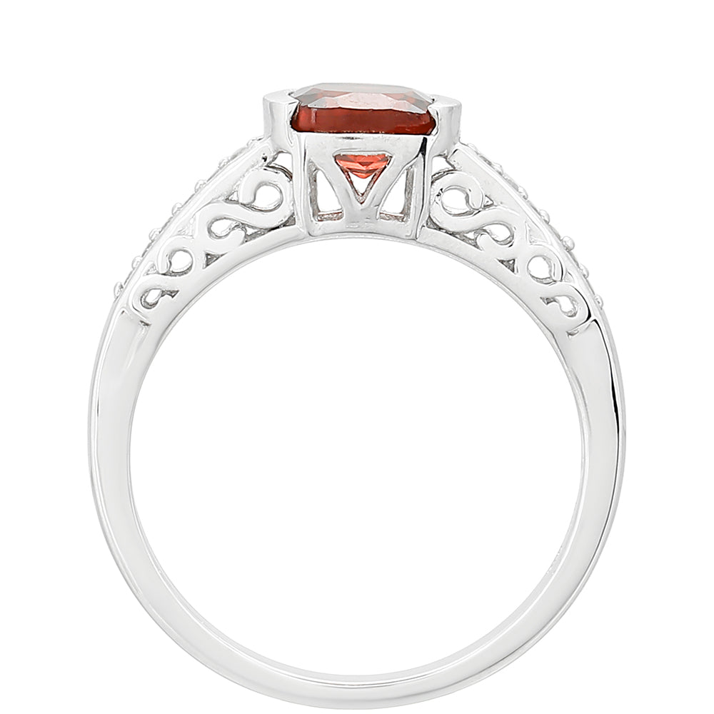 Inel din Argint 925 ( 2.38 grame ) cu Granat și Topaz Alb 1.23 Carate