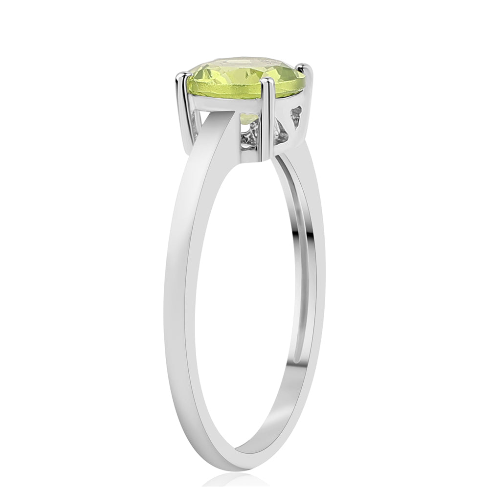 Inel din Argint 925 ( -2.41 grame ) cu Peridot 25.21 Carate