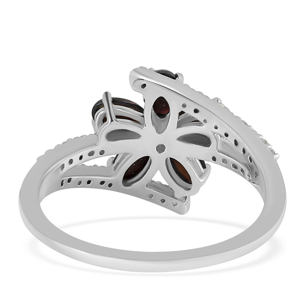 Inel din Argint 925 ( 2.99 grame ) cu Opal Etiopian Negru Lega Dembi și Topaz Alb 1.09 Carate 3 