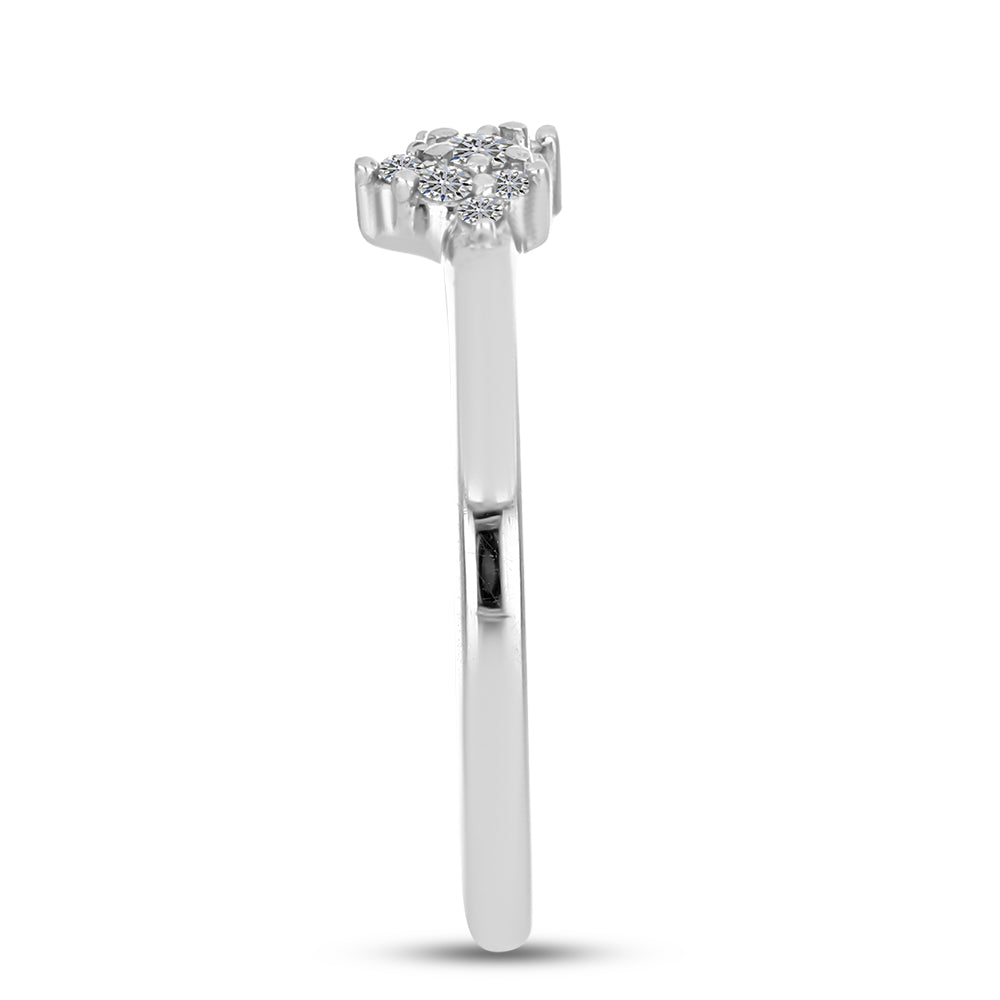 Inel din Argint 925 ( 1.8 grame ) cu Diamant Alb 0.13 Carate 4 