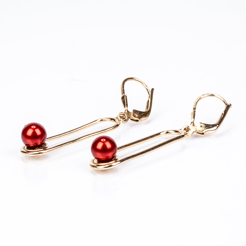 Cercei din Argint 925 Placat cu Aur ( 2.55 grame ) cu Perlă de apă dulce roșie 3.4 Carate