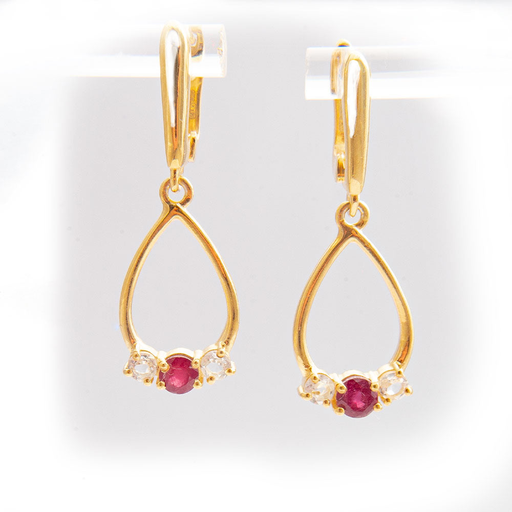 Cercei din Argint 925 Placat cu Aur ( 5.48 grame ) cu Rubin Malagasy 1.54 Carate