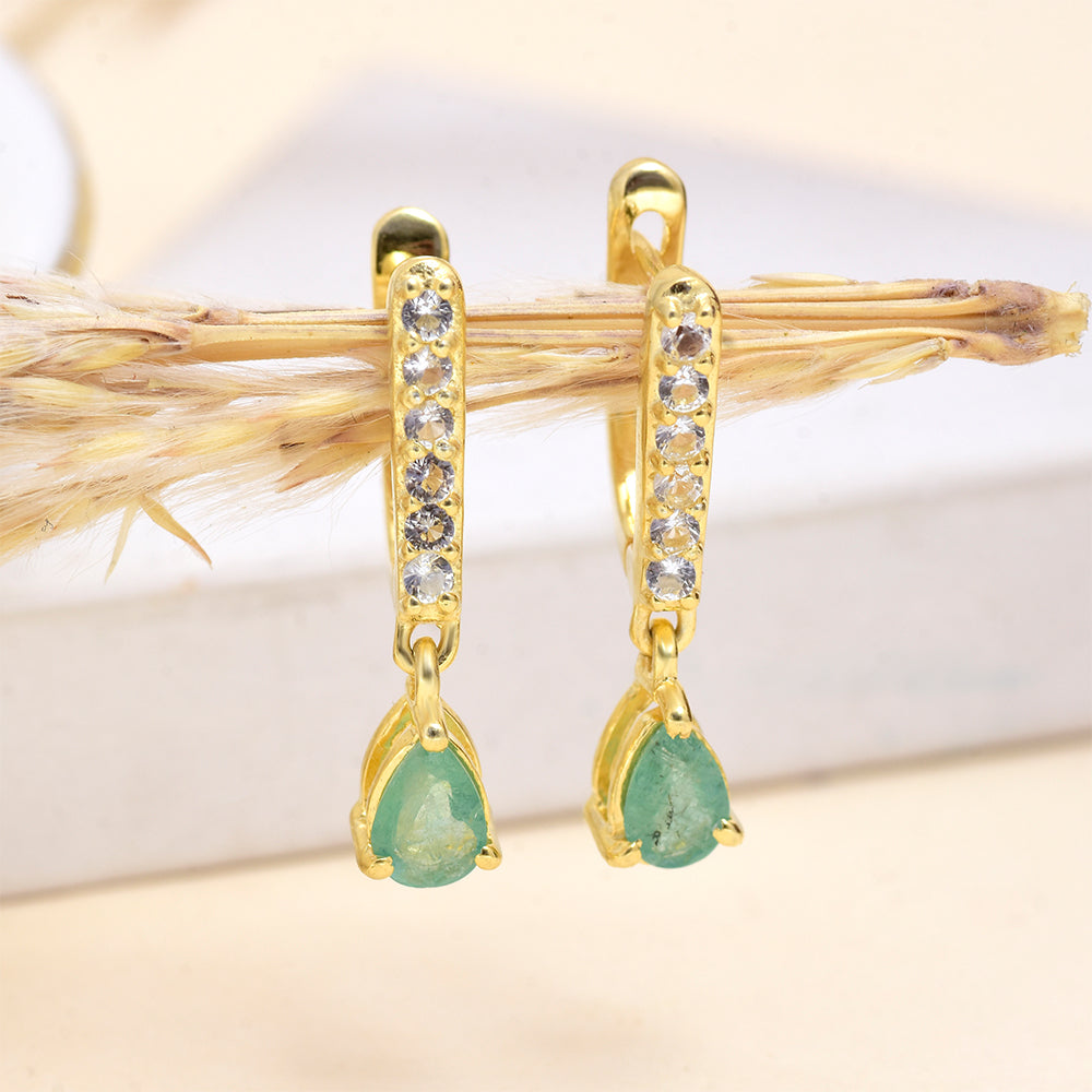 Cercei din Argint 925 Placat cu Aur ( 3.17 grame ) cu Smarald Brazilian și Topaz Alb 0.97 Carate