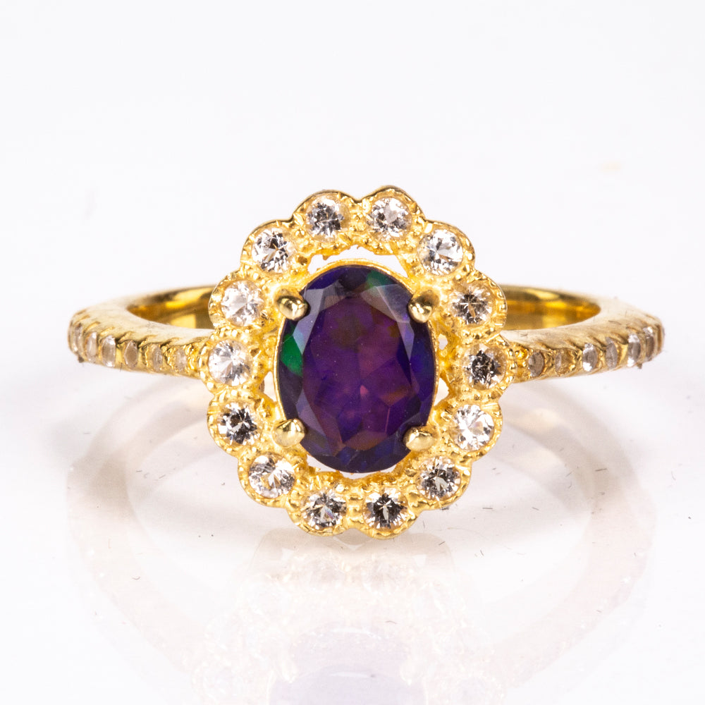 Inel din Argint 925 Placat cu Aur ( 3.56 grame ) cu Opal Etiopian Lega Dembi și Topaz Alb 0.47 Carate