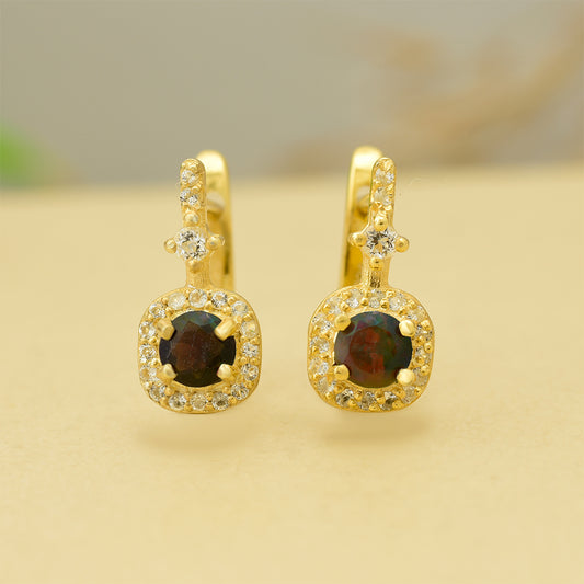Cercei din Argint 925 Placat cu Aur ( 2.23 grame ) cu Opal Etiopian Lega Dembi și Topaz Alb 0.46 Carate