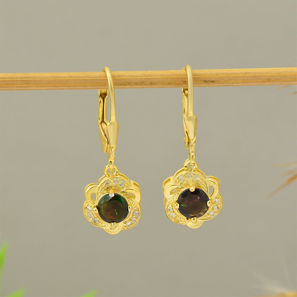 Cercei din Argint 925 Placat cu Aur ( 2.51 grame ) cu Opal Etiopian Lega Dembi și Topaz Alb 1.02 Carate 3 