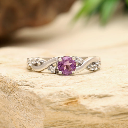 Inel din Argint 925 ( 1.89 grame ) cu Topaz Alb și Ametist Brazilian 0.48 Carate