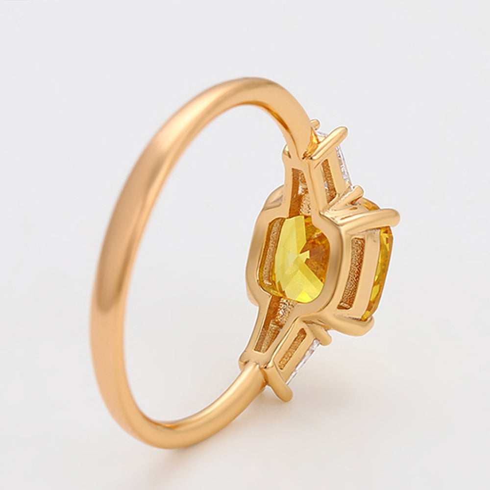 Inel din Aliaj Placat cu Aur cu Cristal Galben Emporia® și Cristal Alb Emporia® 4 