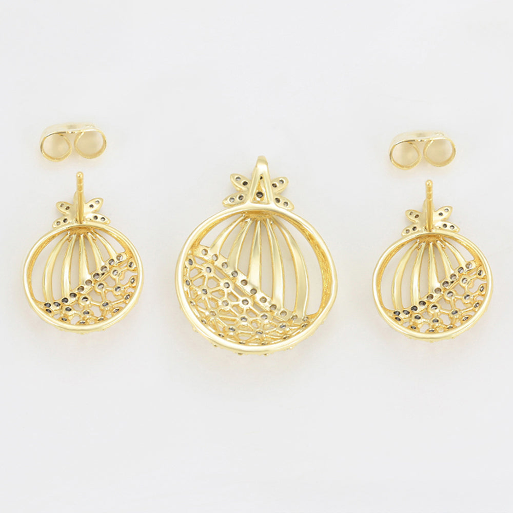 Set din Aliaj Placat cu Aur cu Cristal Alb Emporia® ( Cercei+Pandantiv )