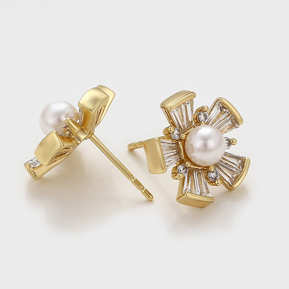 Cercei din Aliaj Placat cu Aur cu Perlă de cristal și Cristal Alb Emporia® 4 