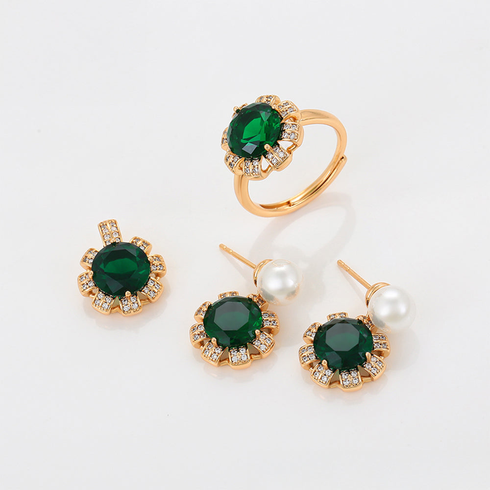 Set din Aliaj Placat cu Aur cu Cristal Verde Emporia® și Perlă de cristal ( Cercei+Inel+Pandantiv )