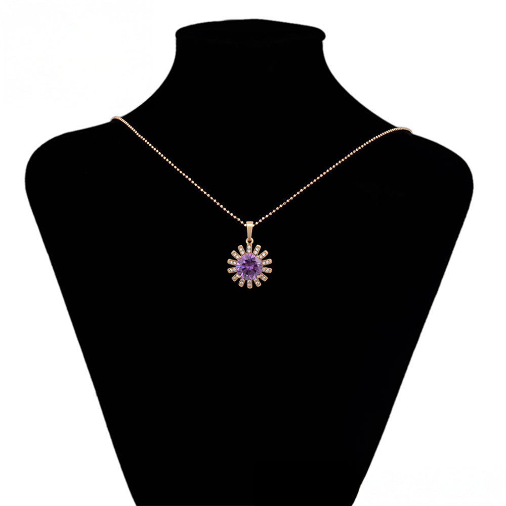 Set din Aliaj Placat cu Aur cu Cristal Violet Emporia® și Cristal Alb Emporia® ( Cercei+Inel+Pandantiv )