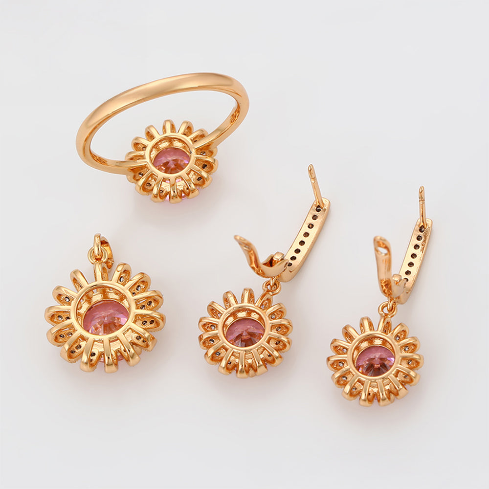 Set din Aliaj Placat cu Aur cu Cristal Roz Emporia® și Cristal Alb Emporia® ( Cercei+Inel+Pandantiv )