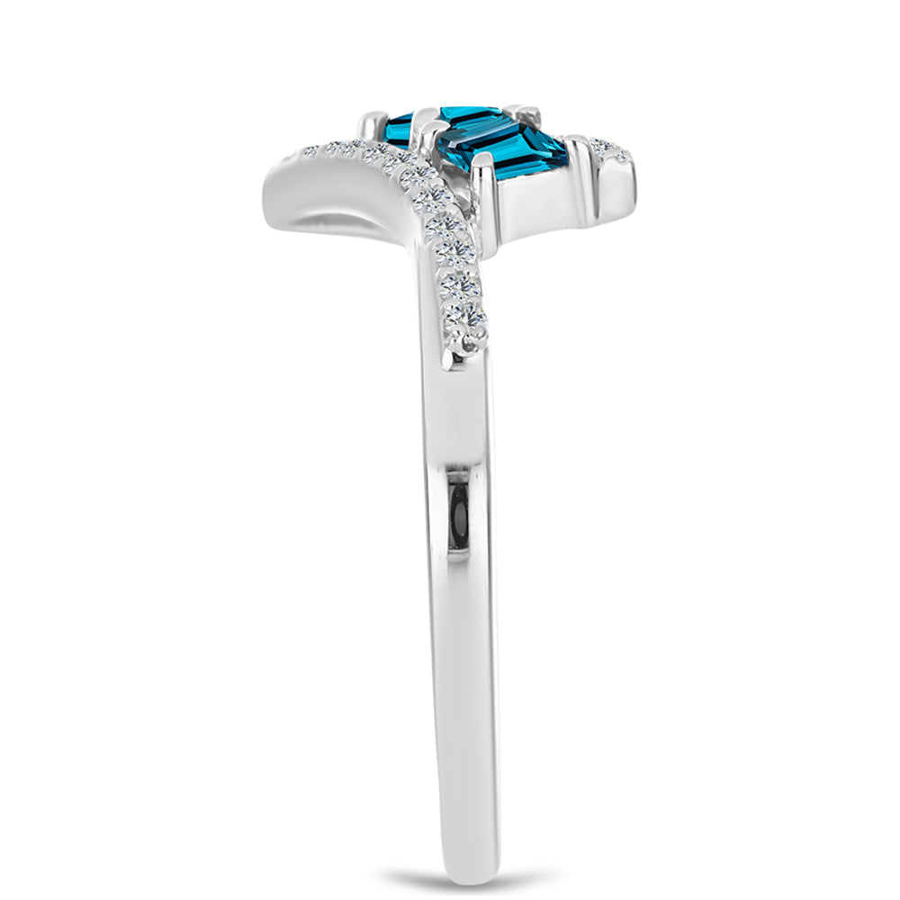 Inel din Argint 925 ( 2.21 grame ) cu Topaz Albastru ”Londra” și Topaz Alb 0.78 Carate 4 