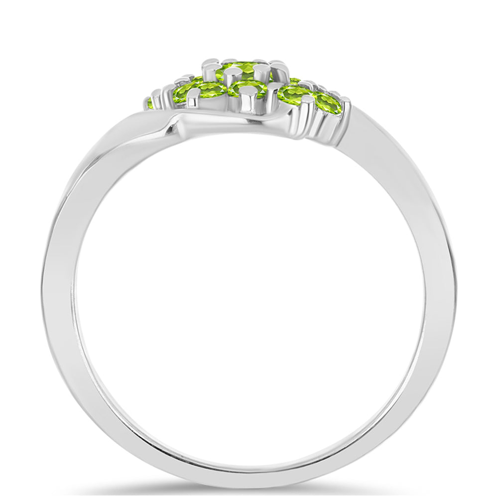 Inel din Argint 925 ( 2.42 grame ) cu Peridot Changbai 0.56 Carate 2 