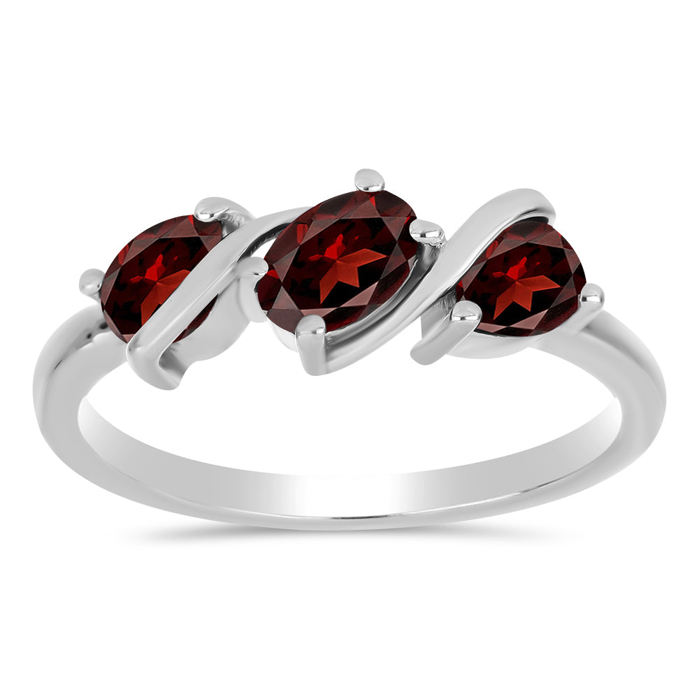 Inel din Argint 925 ( 2.23 grame ) cu Granat Barton 1.33 Carate 3 