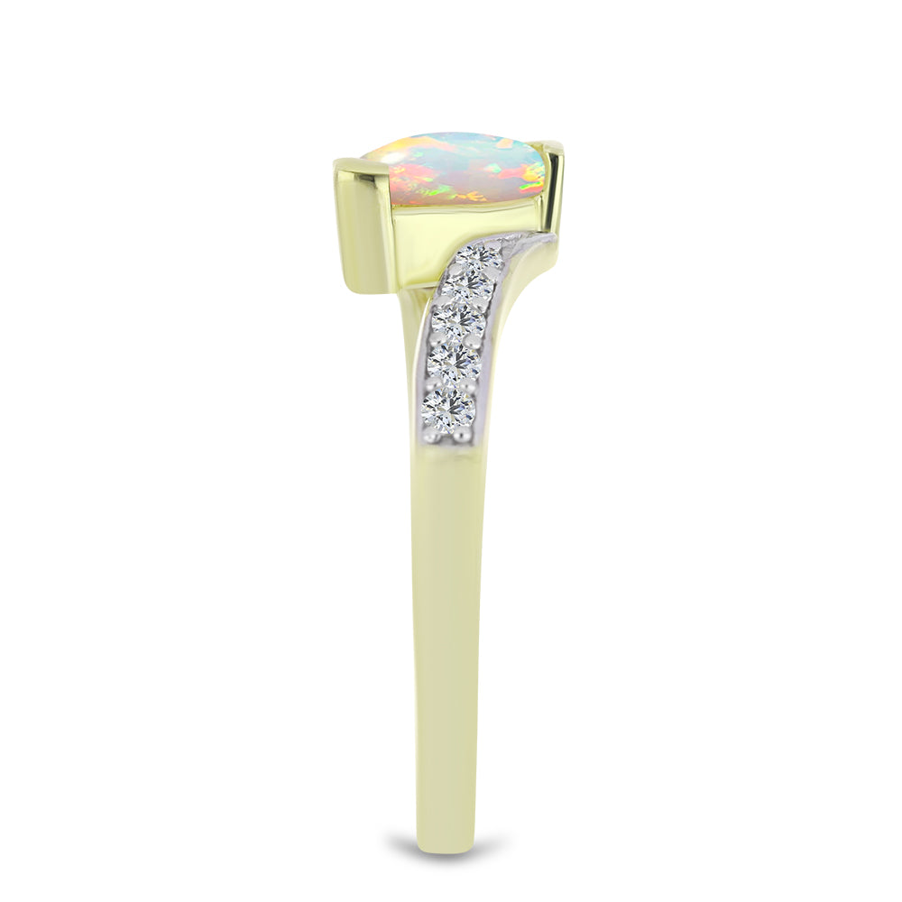 Inel din Argint 925 Placat cu Aur ( 2.24 grame ) cu Opal Etiopian Lega Dembi și Topaz Alb 0.6 Carate 4 