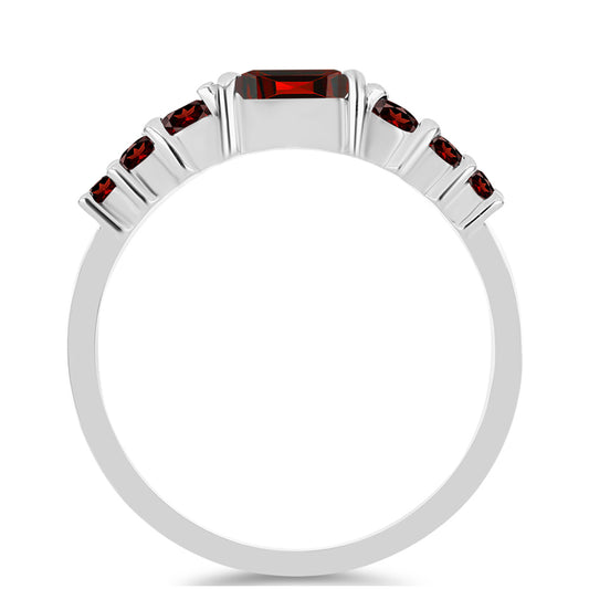 Inel din Argint 925 ( 2.19 grame ) cu Granat Barton 1.06 Carate