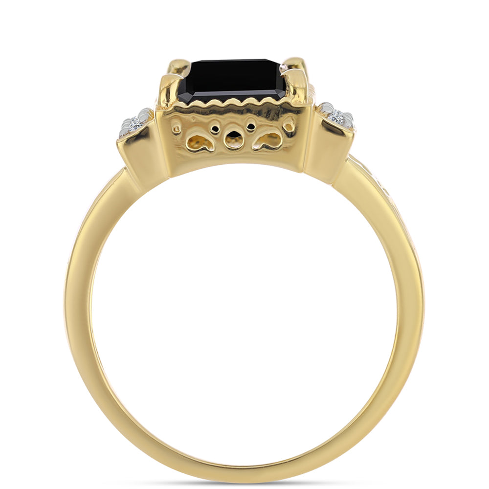 Inel din Argint 925 Placat cu Aur ( 3.54 grame ) cu Onix Negru și Topaz Alb 3.46 Carate