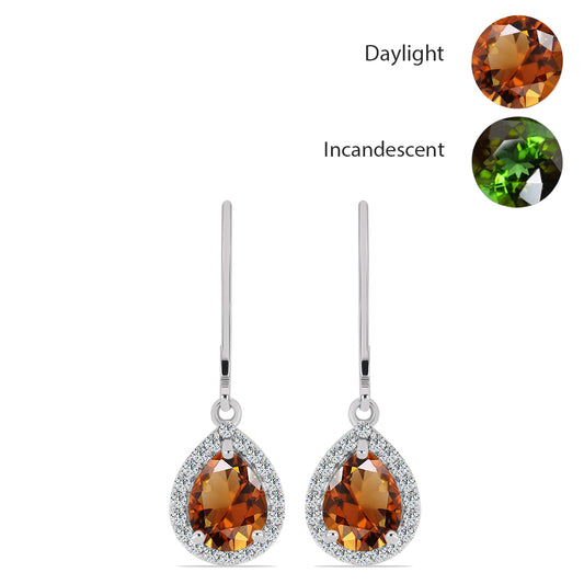 Cercei din Argint 925 ( 2.13 grame ) cu Zultanit Anatolian Certificat cultivat în laborator și Topaz Alb 3.16 Carate