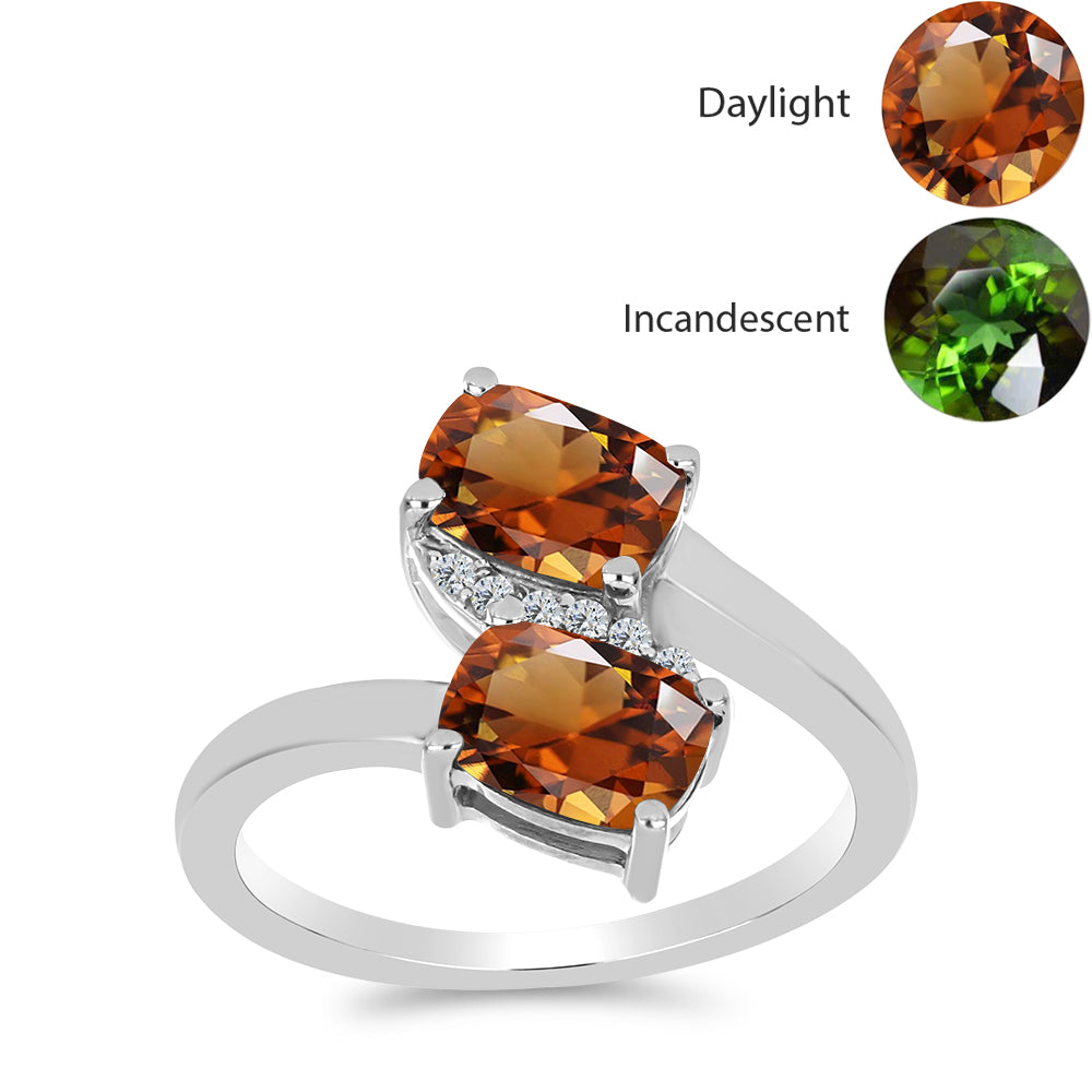 Inel din Argint 925 ( 2.77 grame ) cu Zultanit Anatolian Certificat cultivat în laborator și Topaz Alb 2.23 Carate 3 