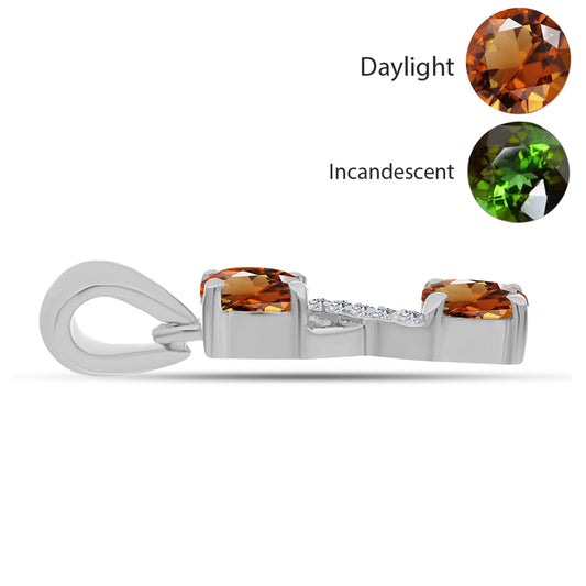 Pandantiv din Argint 925 ( 1.14 grame ) cu Zultanit Anatolian Certificat cultivat în laborator și Topaz Alb 1.16 Carate