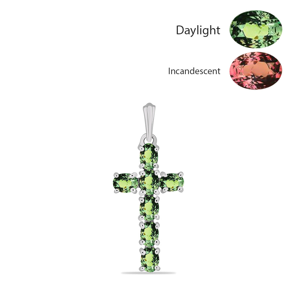 Cruce Pandantiv din Argint 925 ( 1.35 grame ) cu Alexandrit Natural 1.3 Carate