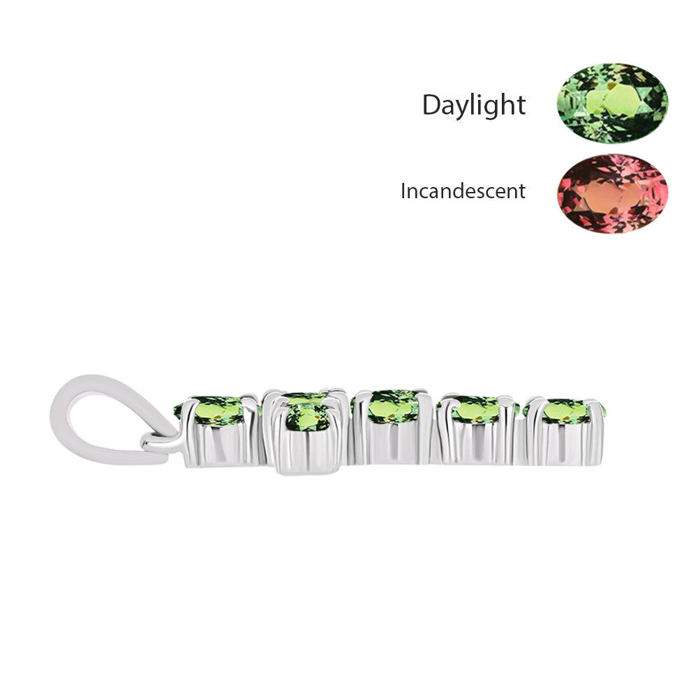 Cruce Pandantiv din Argint 925 ( 1.35 grame ) cu Alexandrit Natural 1.3 Carate