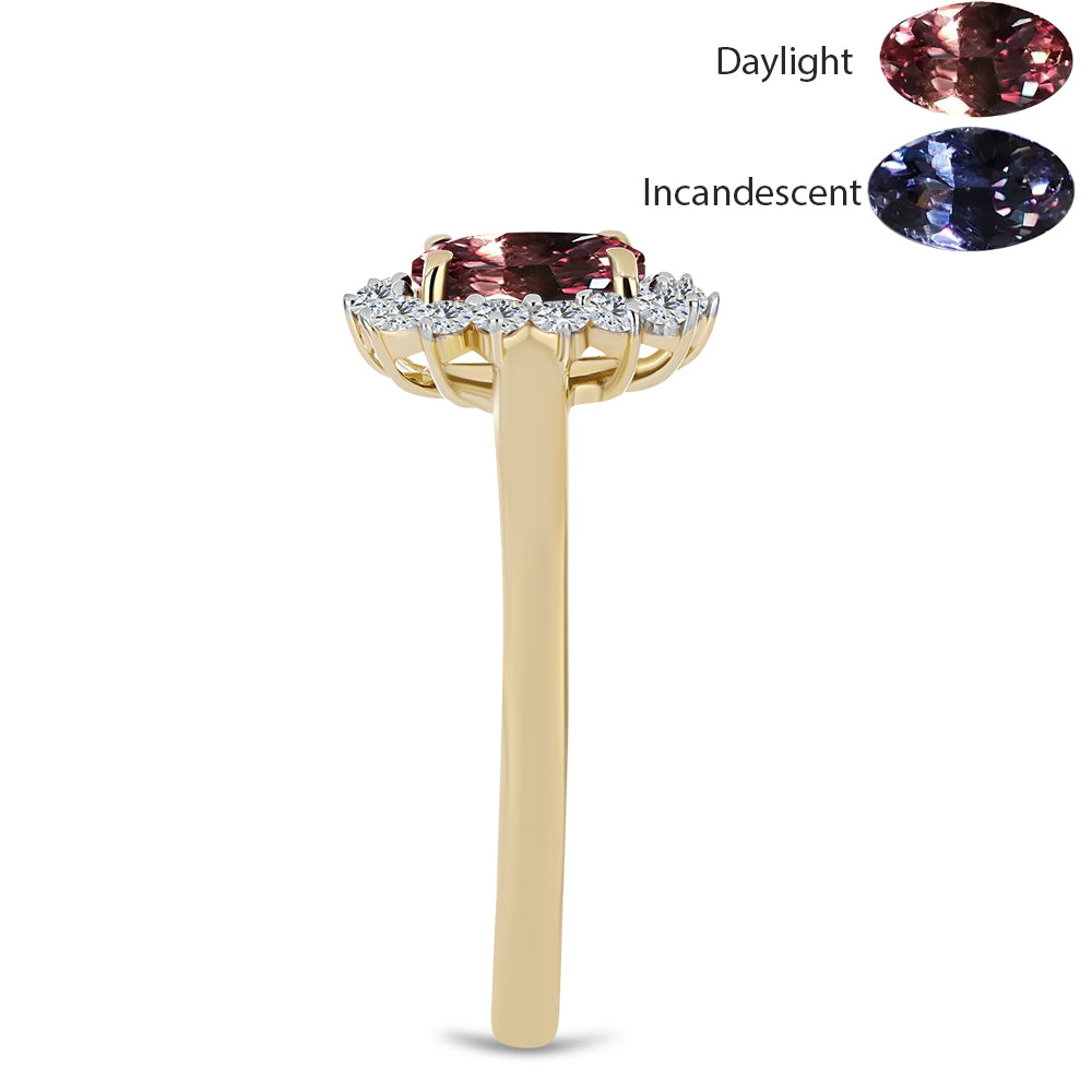 Inel din Argint 925 Placat cu Aur ( 2.02 grame ) cu Granat Tsivory care își schimbă culoarea și Topaz Alb 1.41 Carate 4 
