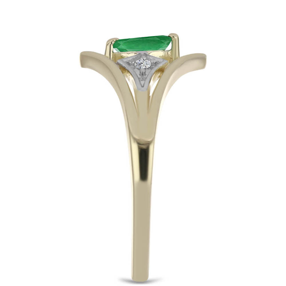 Inel din Argint 925 Placat cu Aur ( 2.69 grame ) cu Smarald Brazilian și Zircon Alb Natural 0.3 Carate 4 