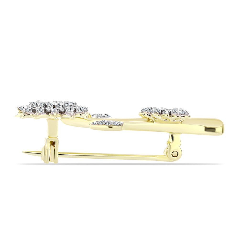 Broşă din Argint 925 Placat cu Aur ( 4.54 grame ) cu Diamant Alb și Topaz Alb 0.38 Carate 2 