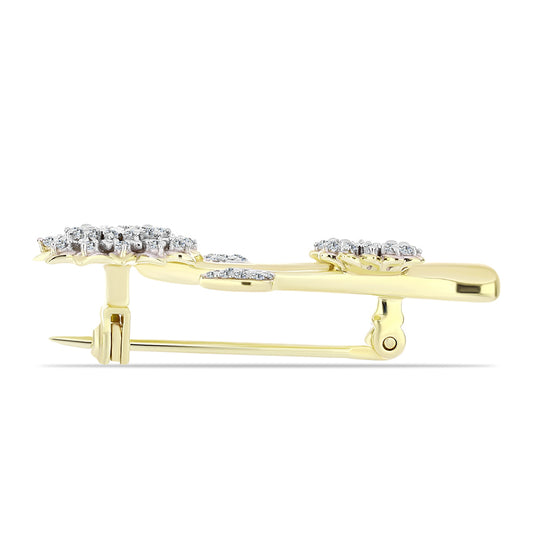 Broşă din Argint 925 Placat cu Aur ( 4.54 grame ) cu Diamant Alb și Topaz Alb 0.38 Carate