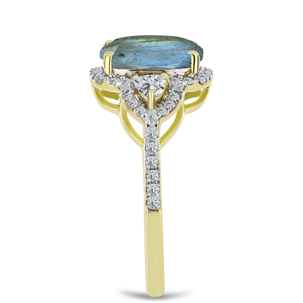 Inel din Argint 925 Placat cu Aur ( 2.72 grame ) cu Labradorit și Topaz Alb 3.19 Carate